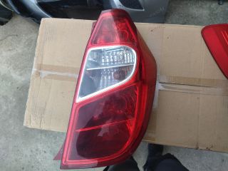 bontott HYUNDAI i10 Jobb Hátsó Lámpa