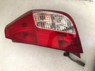 bontott HYUNDAI i10 Jobb Hátsó Lámpa
