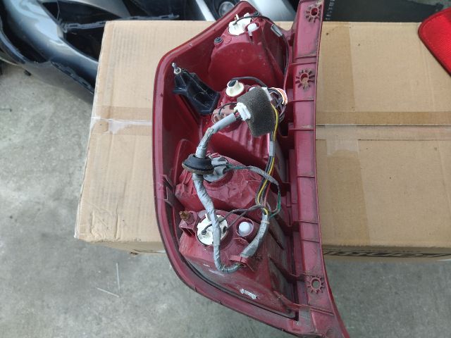 bontott HYUNDAI i10 Jobb Hátsó Lámpa