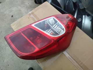 bontott HYUNDAI i10 Jobb Hátsó Lámpa