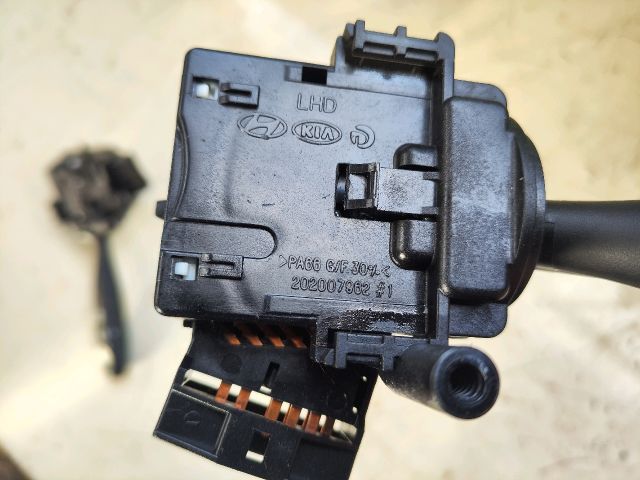 bontott HYUNDAI i10 Jobb Kormánykapcsoló Ablaktörlő