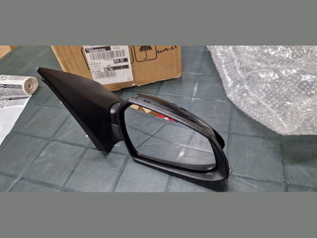 bontott HYUNDAI i10 Jobb Visszapillantó Tükör (Elektromos)