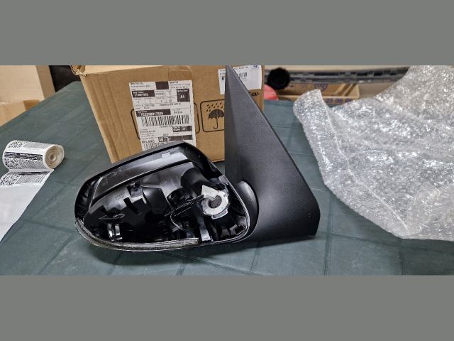 bontott HYUNDAI i10 Jobb Visszapillantó Tükör (Elektromos)