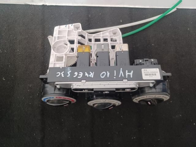 bontott HYUNDAI i10 Klíma Kapcsoló