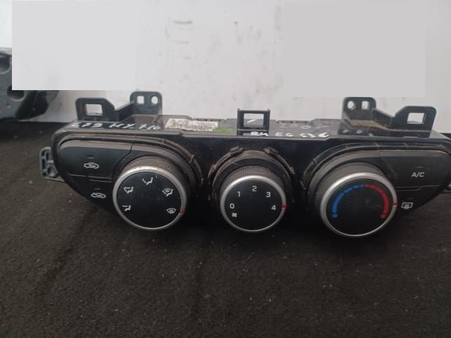 bontott HYUNDAI i10 Klíma Kapcsoló