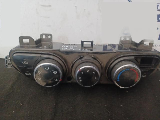 bontott HYUNDAI i10 Klíma Kapcsoló