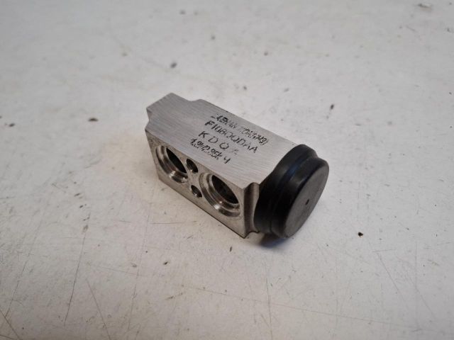 bontott HYUNDAI i10 Klíma Tágulási Szelep