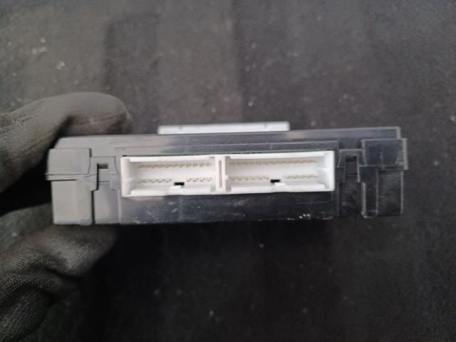 bontott HYUNDAI i10 Komfort Elektronika