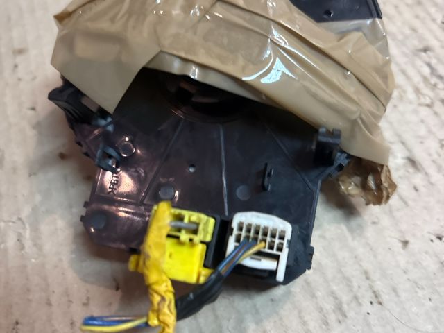 bontott HYUNDAI i10 Légzsák Átvezető Szalagkábel