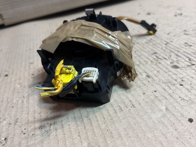 bontott HYUNDAI i10 Légzsák Átvezető Szalagkábel