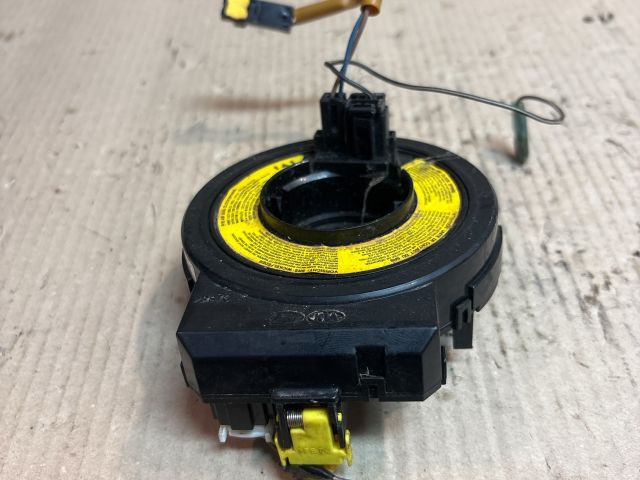 bontott HYUNDAI i10 Légzsák Átvezető Szalagkábel