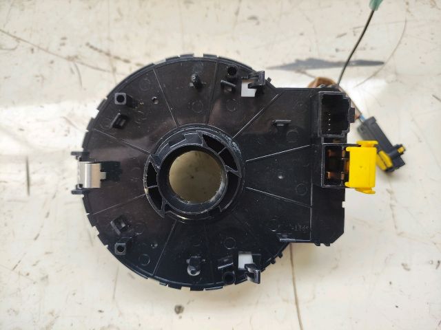 bontott HYUNDAI i10 Légzsák Átvezető Szalagkábel