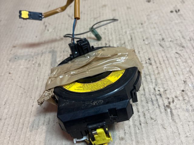 bontott HYUNDAI i10 Légzsák Átvezető Szalagkábel