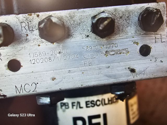 bontott HYUNDAI i20 ABS Kocka