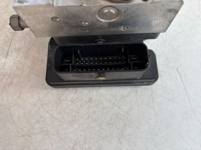 bontott HYUNDAI i20 ABS Kocka