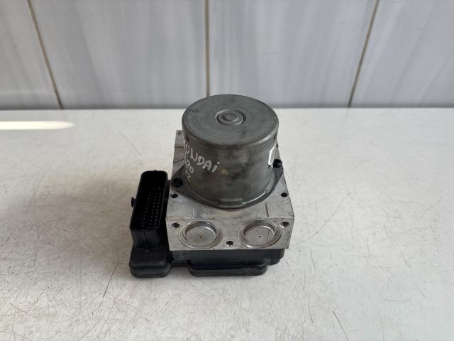 bontott HYUNDAI i20 ABS Kocka