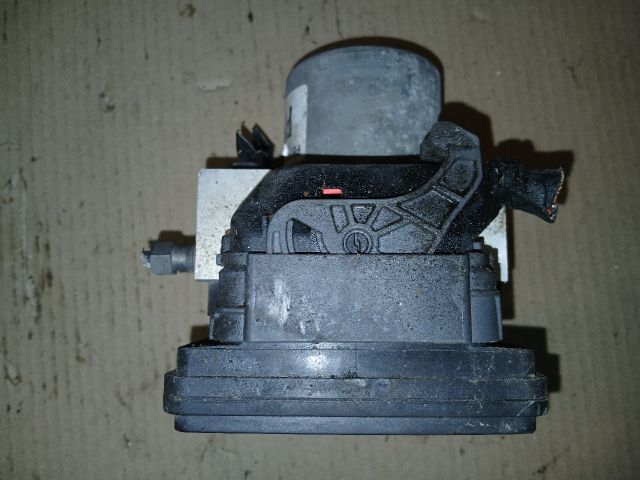 bontott HYUNDAI i20 ABS Kocka