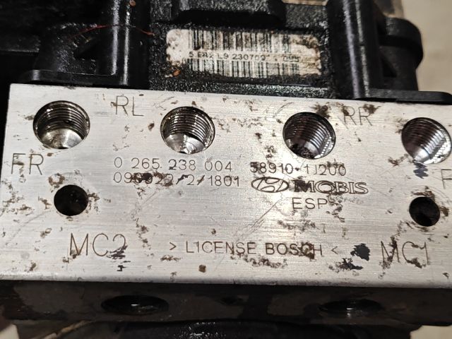 bontott HYUNDAI i20 ABS Kocka