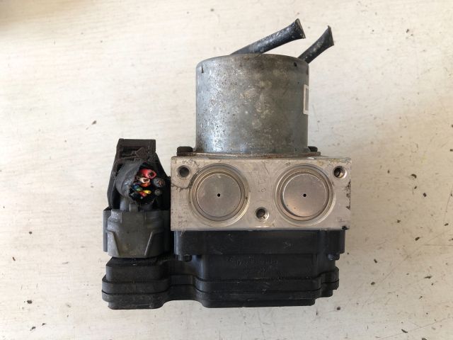 bontott HYUNDAI i20 ABS Kocka