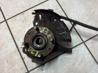 bontott HYUNDAI i20 Bal első Csonkállvány Kerékaggyal