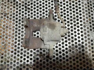 bontott HYUNDAI i20 Bal első Féknyereg Munkahengerrel