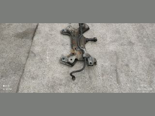 bontott HYUNDAI i20 Első Bölcső