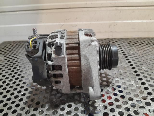 bontott HYUNDAI i20 Generátor