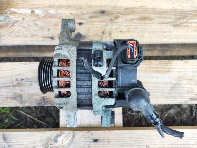 bontott HYUNDAI i20 Generátor