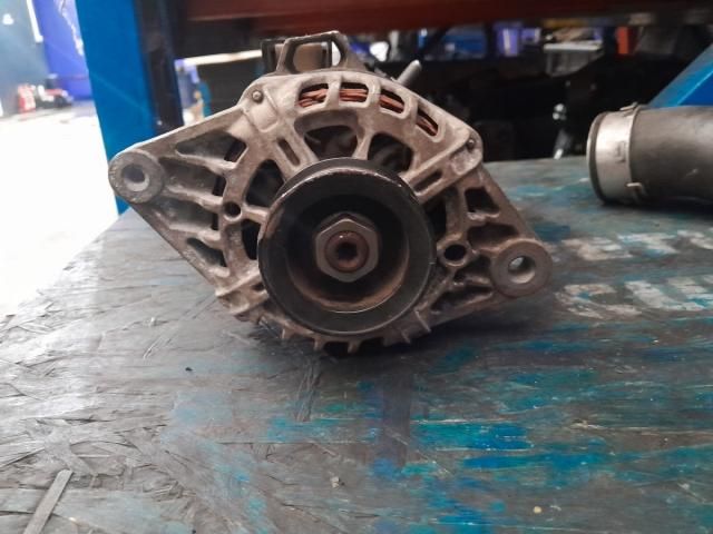 bontott HYUNDAI i20 Generátor