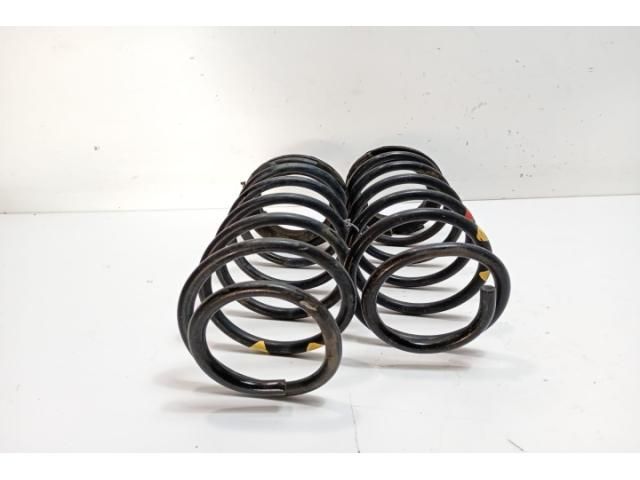 bontott HYUNDAI i20 Hátsó Rugó