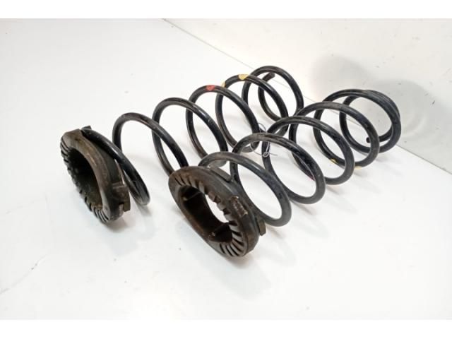 bontott HYUNDAI i20 Hátsó Rugó