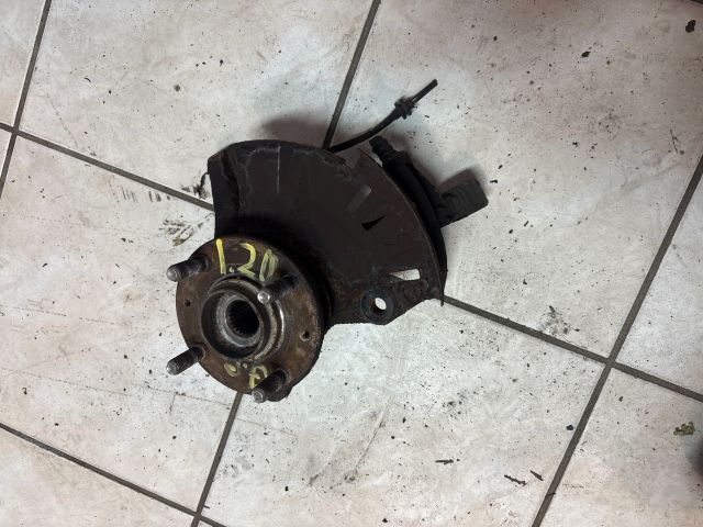 bontott HYUNDAI i20 Jobb első Csonkállvány Kerékaggyal