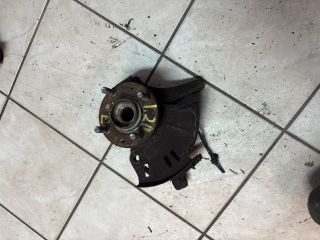 bontott HYUNDAI i20 Jobb első Csonkállvány Kerékaggyal