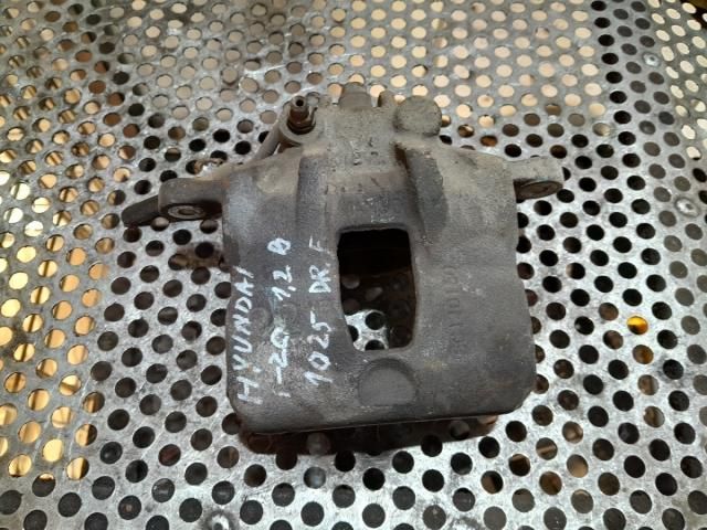 bontott HYUNDAI i20 Jobb első Féknyereg Munkahengerrel