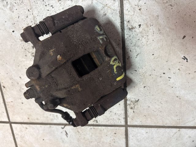 bontott HYUNDAI i20 Jobb első Féknyereg Munkahengerrel