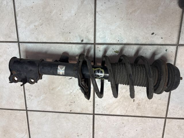 bontott HYUNDAI i20 Jobb első Gólyaláb (Lengécsillapító, Rugó)