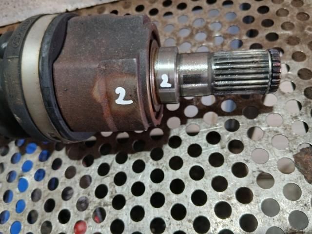 bontott HYUNDAI i20 Jobb Féltengely