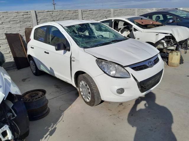 bontott HYUNDAI i20 Klímahűtő Ventilátor