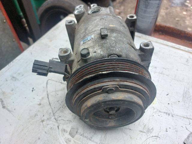 bontott HYUNDAI i20 Klímakompresszor