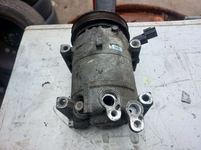 bontott HYUNDAI i20 Klímakompresszor