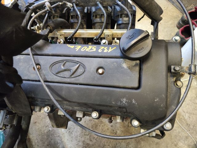 bontott HYUNDAI i20 Komplett Motor (Segédberendezésekkel)