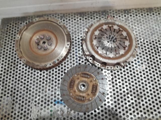 bontott HYUNDAI i20 Kuplung Szett (Szerkezet, Tárcsa)