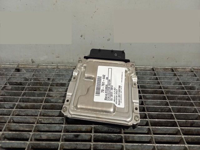 bontott HYUNDAI i20 Motorvezérlő