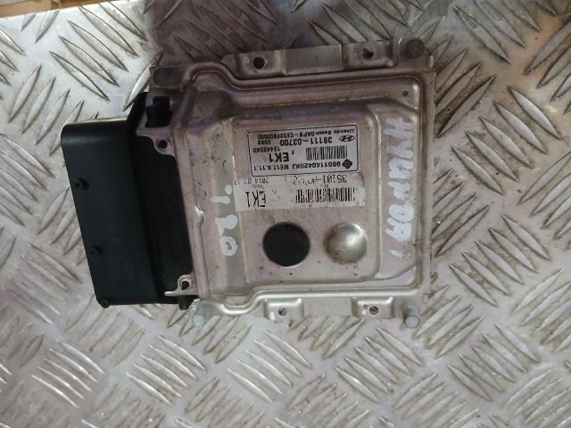 bontott HYUNDAI i20 Motorvezérlő