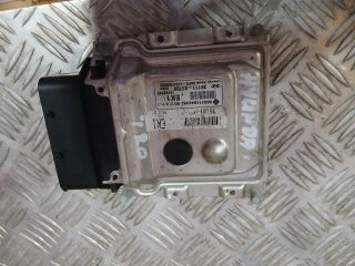 bontott HYUNDAI i20 Motorvezérlő