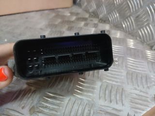 bontott HYUNDAI i20 Motorvezérlő