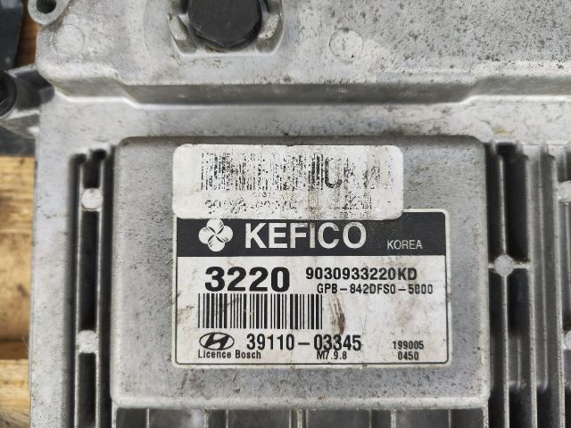 bontott HYUNDAI i20 Motorvezérlő