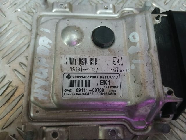 bontott HYUNDAI i20 Motorvezérlő