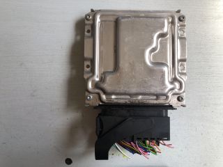 bontott HYUNDAI i20 Motorvezérlő