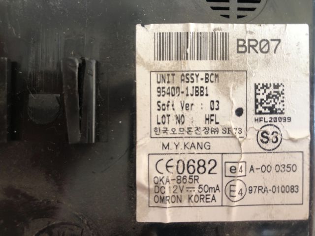 bontott HYUNDAI i20 Motorvezérlő